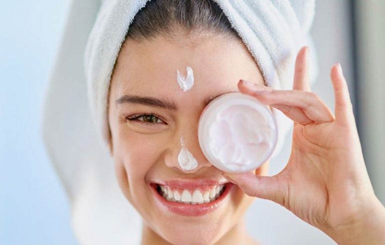 وقتی هوا گرم است چگونه از پوست و چشمان خود محافظت کنیم؟